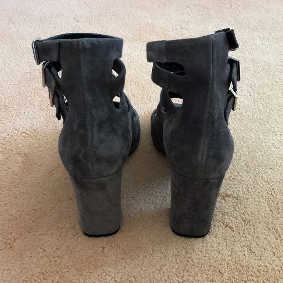 SAINT LAURENT Babies Multi-strap Block Heels - Picture 4 of 10